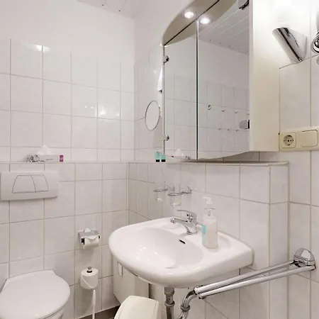 Appartementhaus Binzer Sterne 02 Appartement *